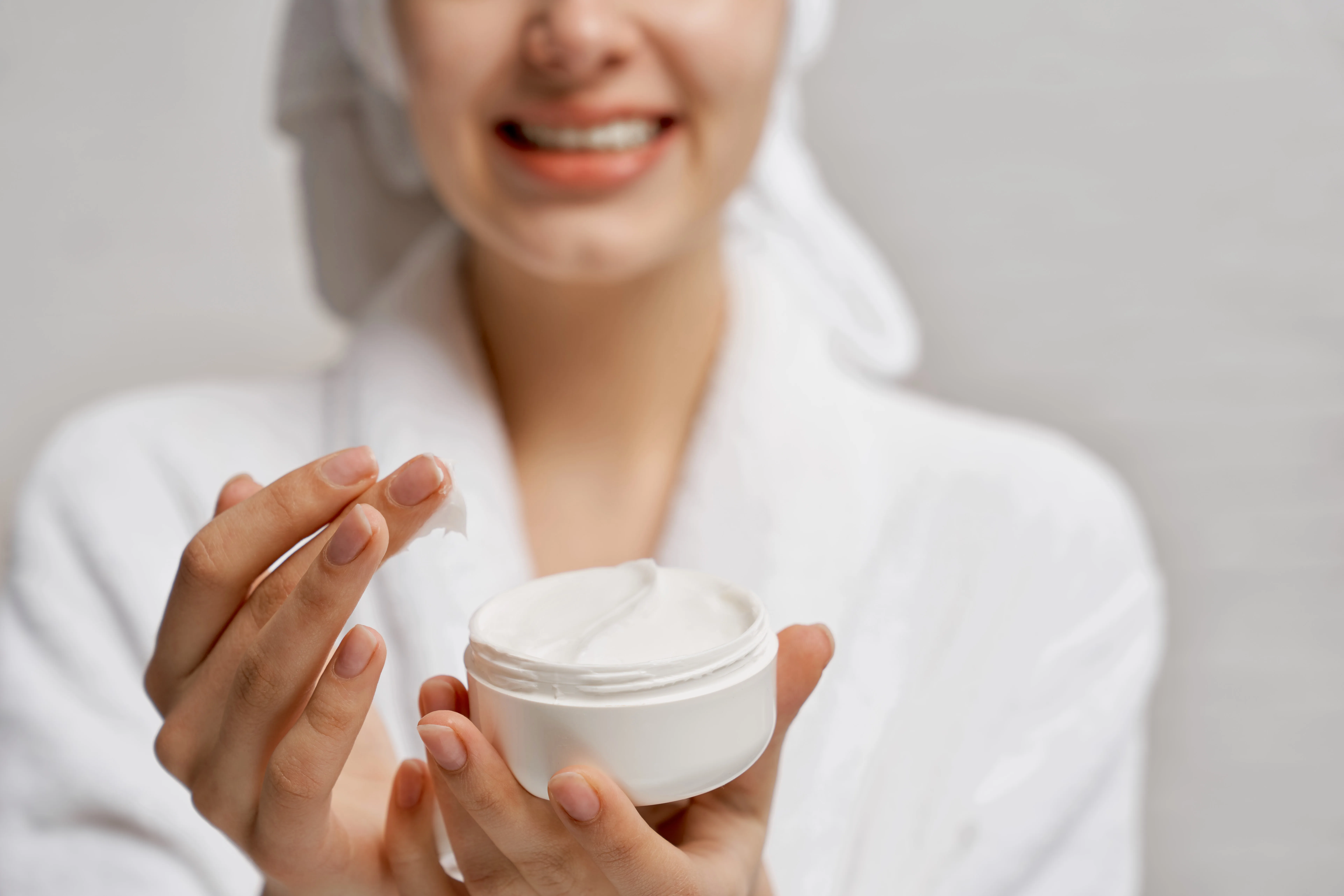 Best Moisturiser for Your Skin Type 2025 | Alayah Beauty Spot